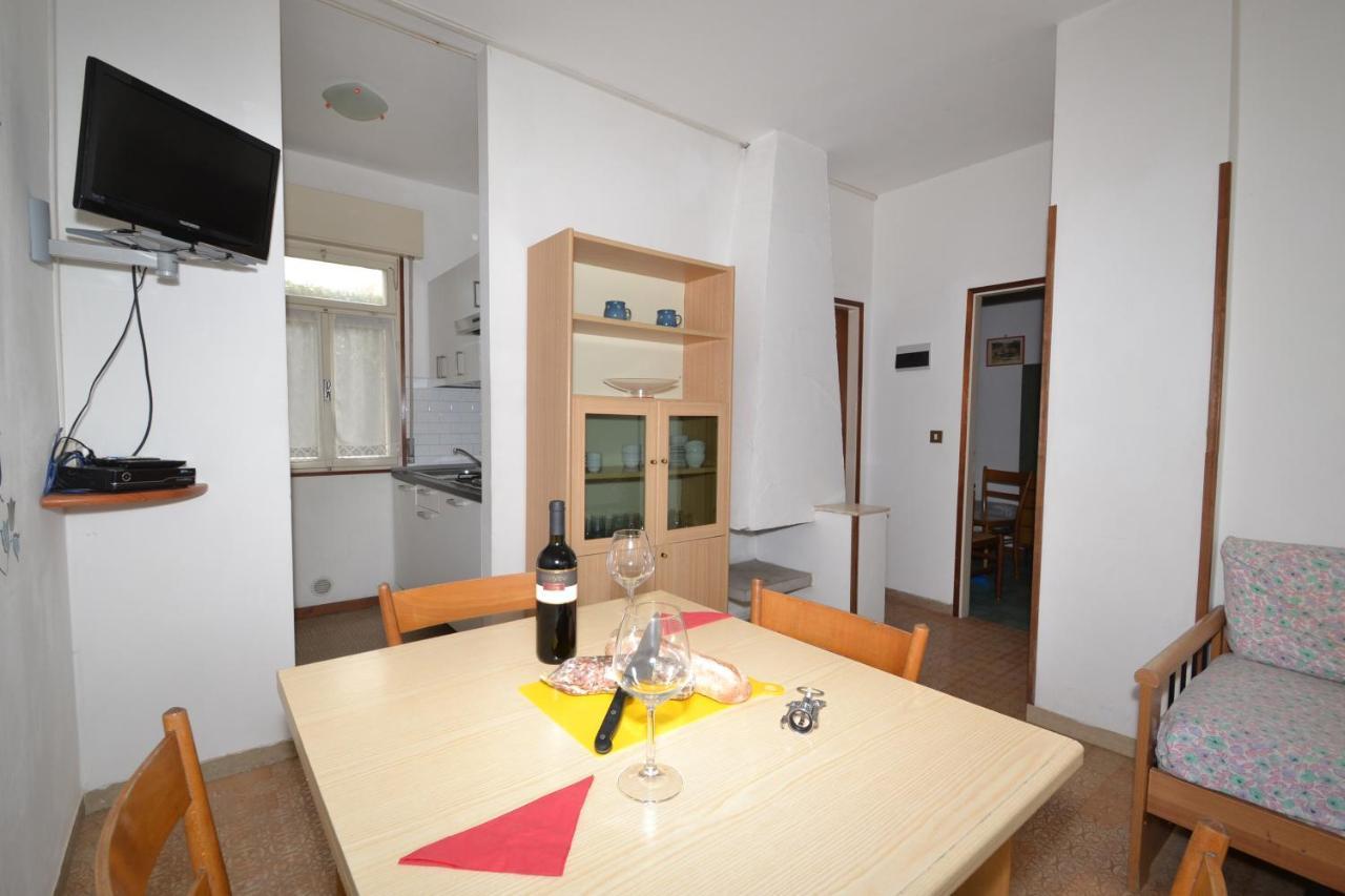 Park Apartment Бибионе Екстериор снимка