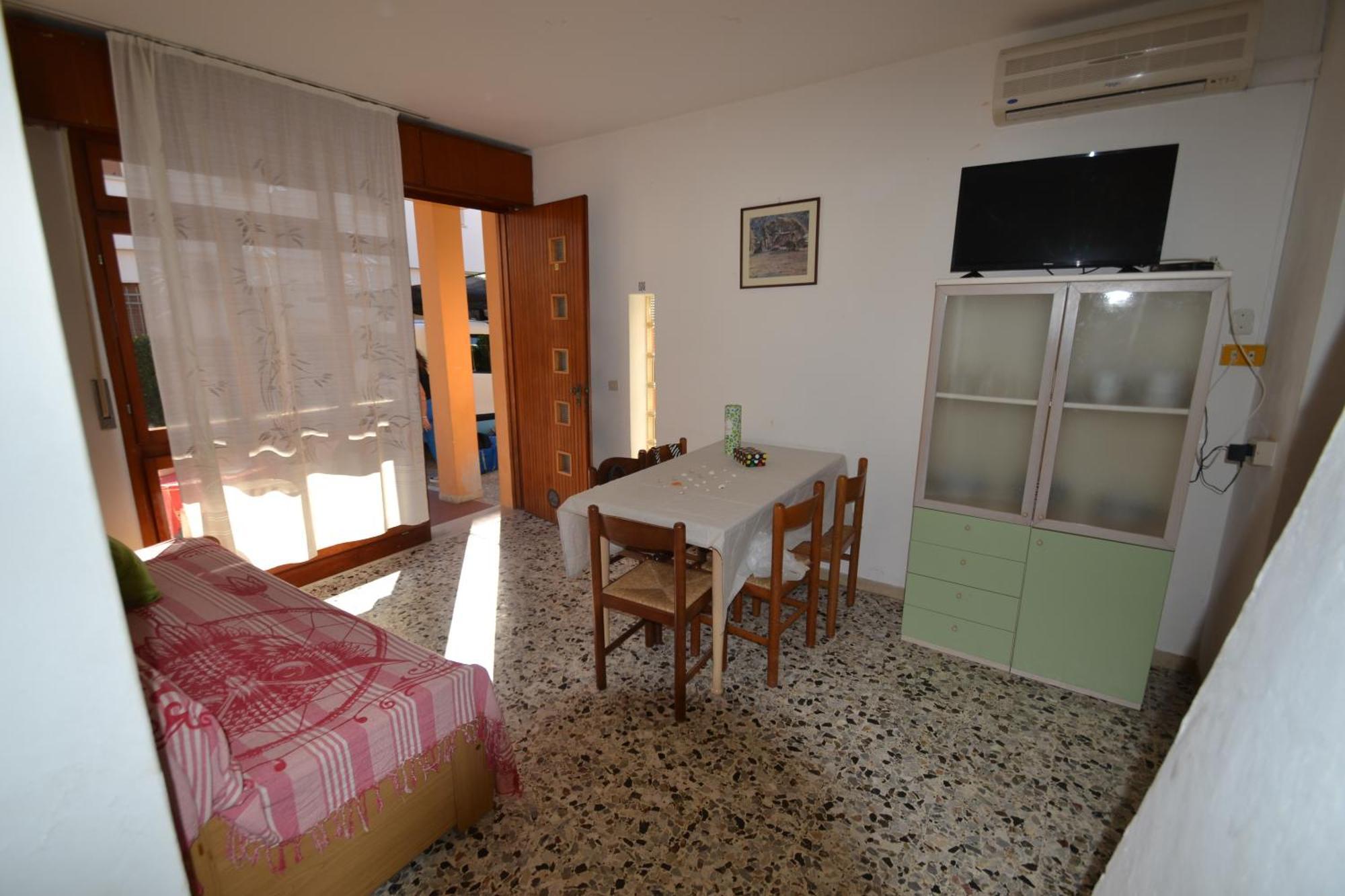 Park Apartment Бибионе Екстериор снимка