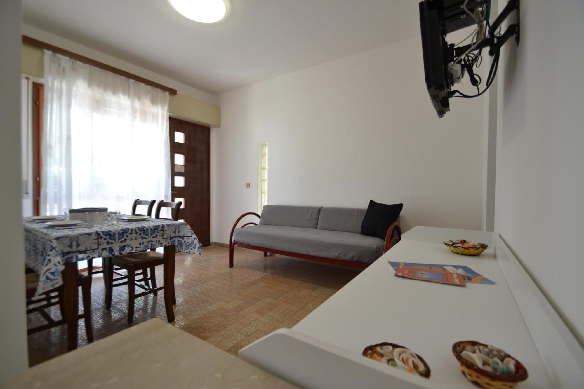 Park Apartment Бибионе Екстериор снимка