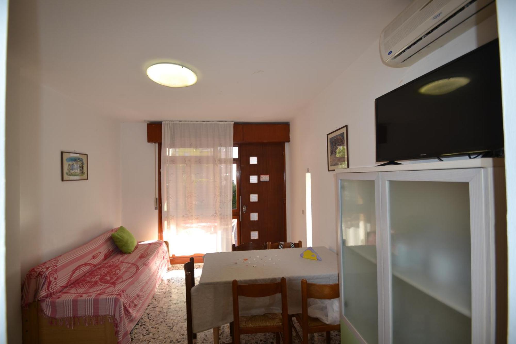 Park Apartment Бибионе Екстериор снимка